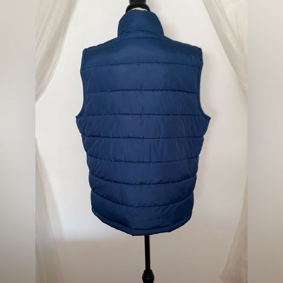 GAP Large Blue Puffer Vest - Picture 4 of 13